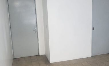 EDIFICIO COMERCIAL EN VENTA CON BODEGA Y DEPARTAMENTOS  GUADALAJARA CENTRO