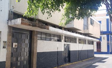 EDIFICIO COMERCIAL EN VENTA CON BODEGA Y DEPARTAMENTOS  GUADALAJARA CENTRO