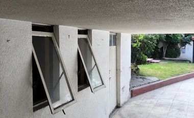 Venta Casa Para Remodelar a una cuadra de Samara Satélite