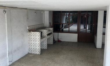 Venta Casa Para Remodelar a una cuadra de Samara Satélite