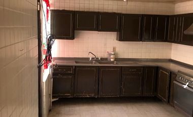 Venta Casa Para Remodelar a una cuadra de Samara Satélite