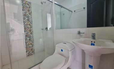 Maat vende casa en Conjunto San Antonio-Villeta 238m2 $630Millones