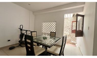 CASA  EN VENTA  EN PUERTO COLOMBIA -CASA De 7 HABITACIONES POR MUELLE 1888