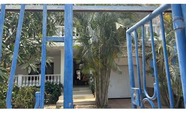 CASA  EN VENTA  EN PUERTO COLOMBIA -CASA De 7 HABITACIONES POR MUELLE 1888