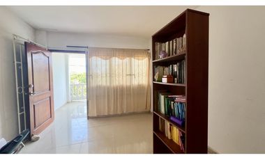 CASA  EN VENTA  EN PUERTO COLOMBIA -CASA De 7 HABITACIONES POR MUELLE 1888