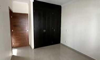 CASA EN VENTA EN LA CIMA
