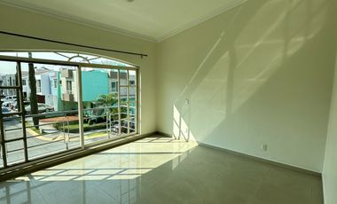 CASA EN VENTA EN LA CIMA