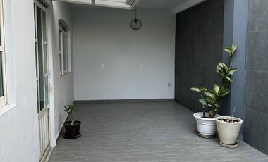 CASA EN VENTA EN LA CIMA