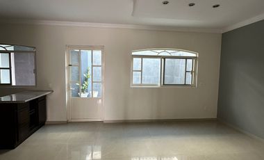 CASA EN VENTA EN LA CIMA