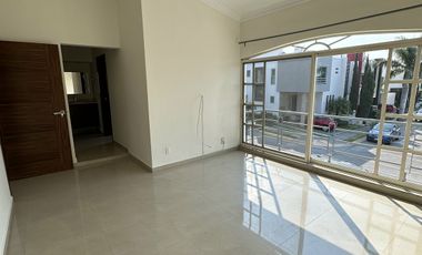 CASA EN VENTA EN LA CIMA