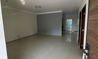 CASA EN VENTA EN LA CIMA