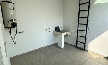 CASA EN VENTA EN LA CIMA