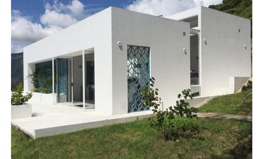 Venta Casa de recreo en Apulo Cundinamarca.