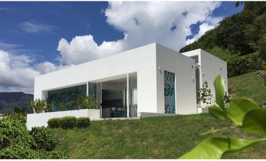 Venta Casa de recreo en Apulo Cundinamarca.