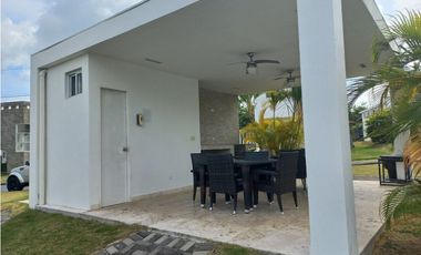 Se Vende Casa en PH The Village Beach Residences en San Carlos