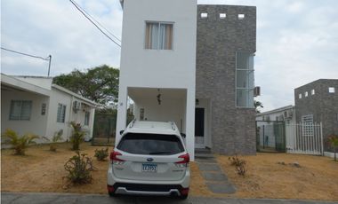 Se Vende Casa en PH The Village Beach Residences en San Carlos