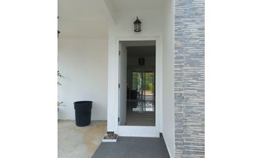 Se Vende Casa en PH The Village Beach Residences en San Carlos