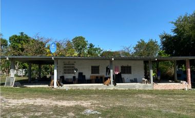 Venta: Lote, casa y galera en Las Uvas de San Carlos