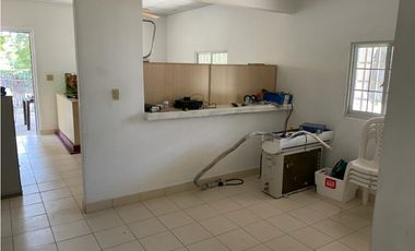 Venta: Lote, casa y galera en Las Uvas de San Carlos