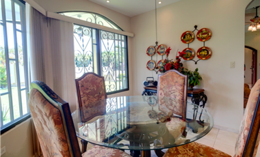 Venta: Amplia y hermosa casa en Santa Clara, Coclé