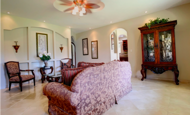 Venta: Amplia y hermosa casa en Santa Clara, Coclé