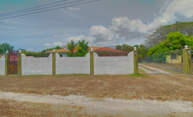 Venta: Amplia y hermosa casa en Santa Clara, Coclé