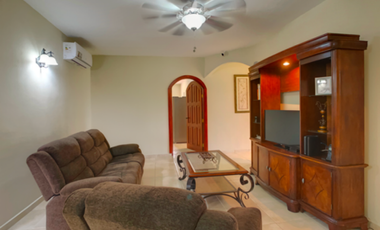 Venta: Amplia y hermosa casa en Santa Clara, Coclé