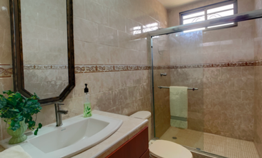 Venta: Amplia y hermosa casa en Santa Clara, Coclé
