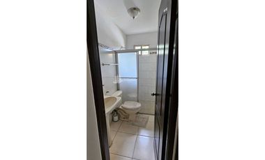 ALQUILO CASA AMUEBLADA DAVID 5 MINUTO FEDERALL MALL