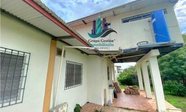 VENDO CASA DE 6 HABITACIONES CERCA AL TERRONAL