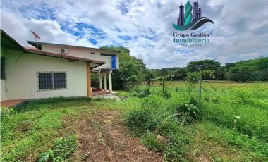VENDO CASA DE 6 HABITACIONES CERCA AL TERRONAL