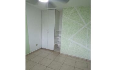 Excelente casa en venta ubicada en Barrio Colon. (AM)