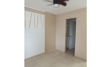 Excelente casa en venta ubicada en Barrio Colon. (AM)