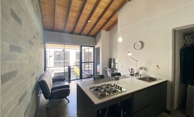 Se vende apartaestudio con parqueadero