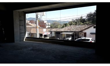 LOCAL COMERCIAL EN ARRIENDO