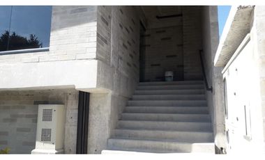 LOCAL COMERCIAL EN ARRIENDO