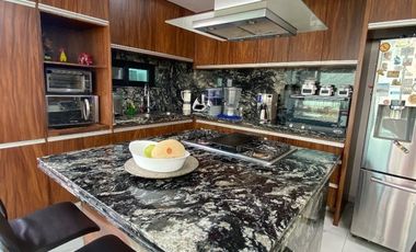 Increíble casa en esquina dentro de coto en Valle Imperial