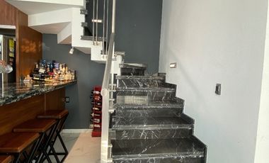 Increíble casa en esquina dentro de coto en Valle Imperial