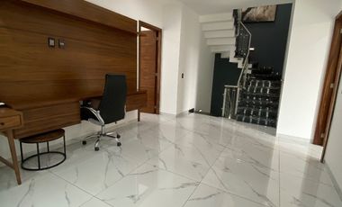 Increíble casa en esquina dentro de coto en Valle Imperial