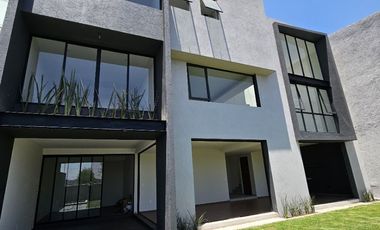 Casa Nueva en Venta en Paseos del Bosque