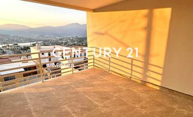 ¨CASA EN VENTA EN LOMAS DE VALLE VERDE, ENSENADA¨