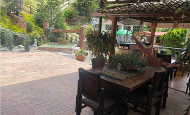 vendo casa finca Guarne, Antioquia. 8.500 m2  CP/CH