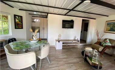 vendo casa finca Guarne, Antioquia. 8.500 m2  CP/CH