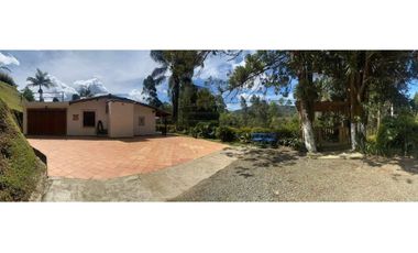 vendo casa finca Guarne, Antioquia. 8.500 m2  CP/CH