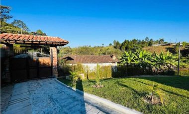 Espectacular casa finca Guarne  variante aeropuerto