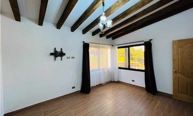 Espectacular casa finca Guarne  variante aeropuerto