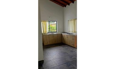 VENDO HERMOSA FINCA EN EL CARMEN DE VIBORAL 8.500 MTS CH