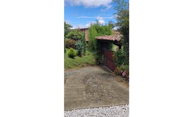 VENDO HERMOSA FINCA EN EL CARMEN DE VIBORAL 8.500 MTS CH