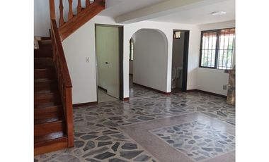 VENDO CASA CAMPESTRE EN EL CARMEN DE VIBORAL CANADA 950 METROS CH