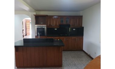 VENDO CASA CAMPESTRE EN EL CARMEN DE VIBORAL CANADA 950 METROS CH